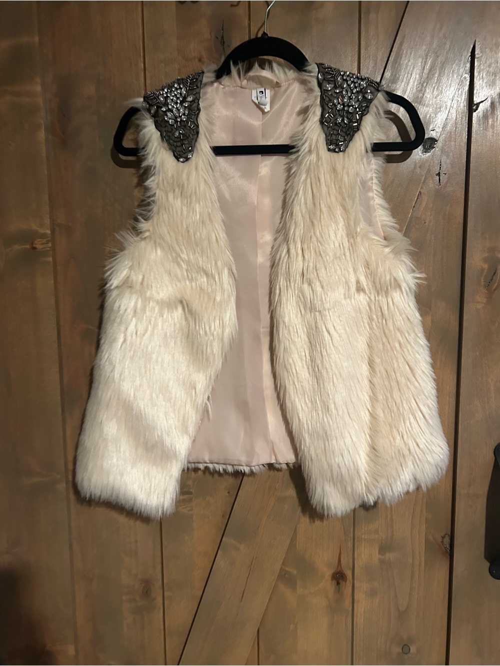 Embellished Shoulder Faux Fur Vest - Cream